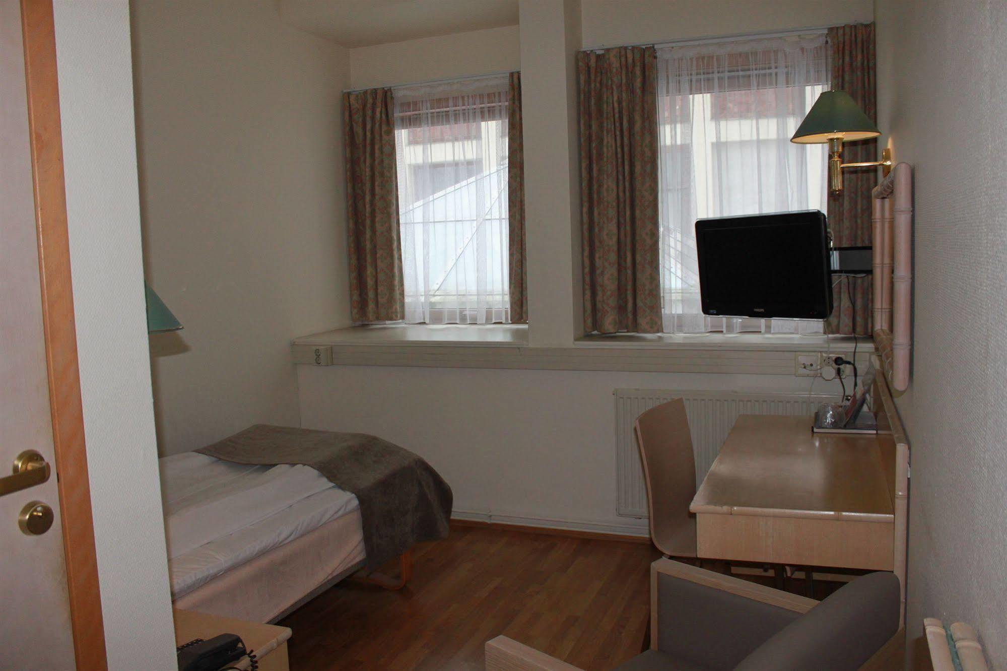 Mitt Hotell & Apartments Moss Bagian luar foto